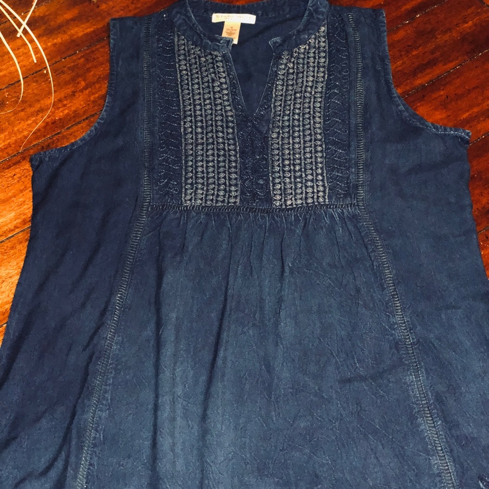 NEW Studio West Sleeveless Blouse🌻